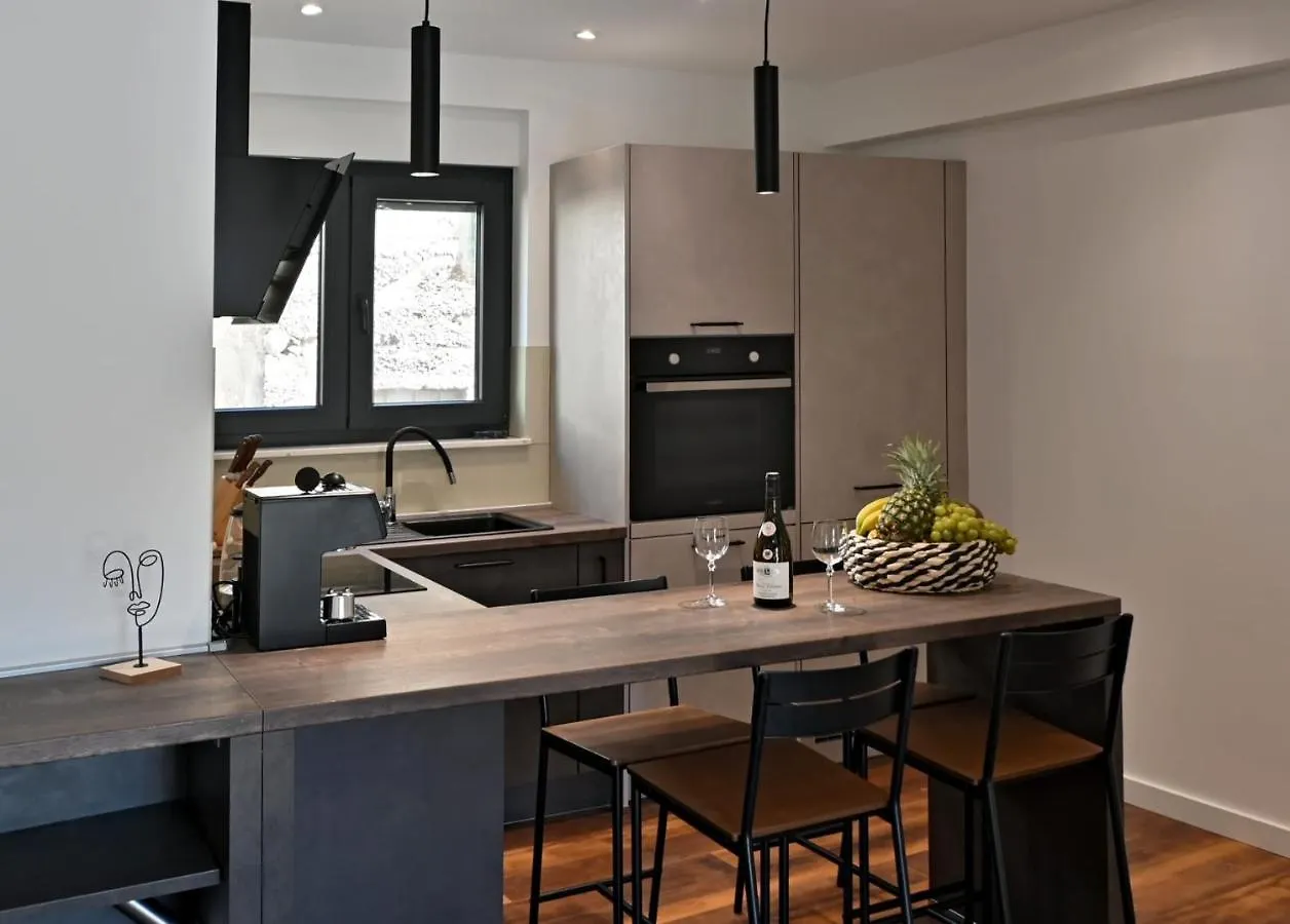 Historic Village Apartments Slatine