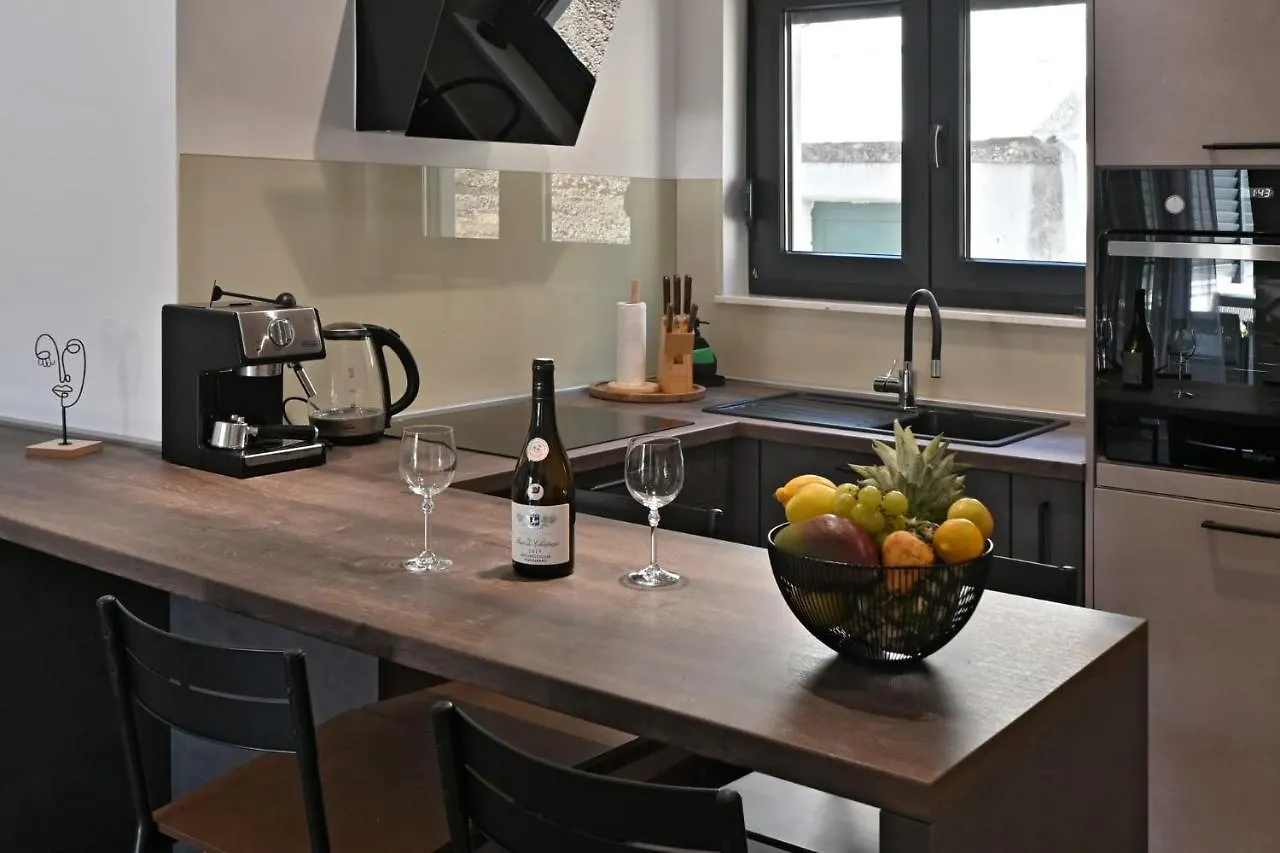 Historic Village Apartments Slatine Croatia
