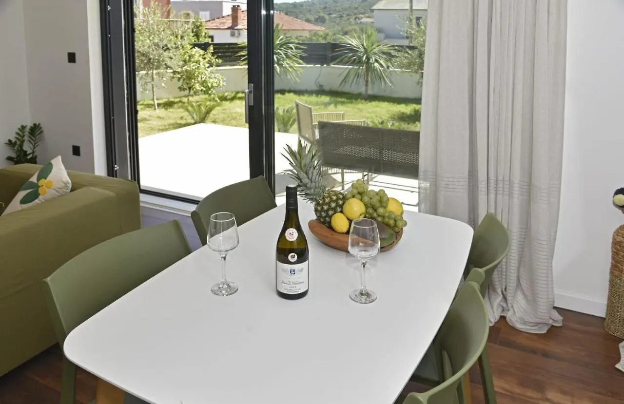 Historic Village Apartments Slatine