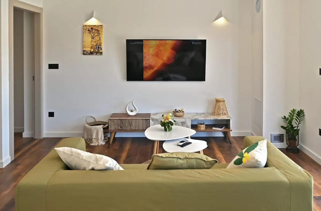 Historic Village Apartments Slatine 0*,  Croatia