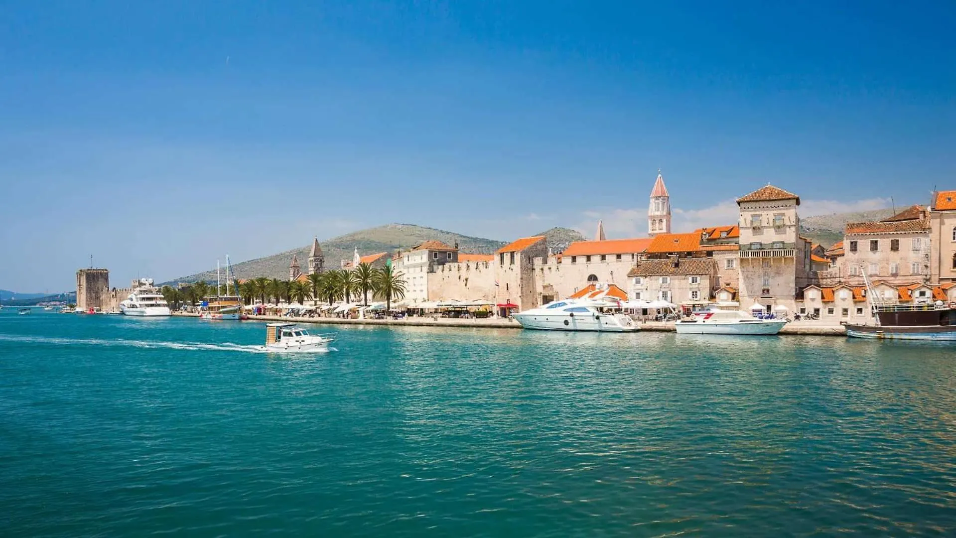 Historic Village Apartments Slatine Croatia